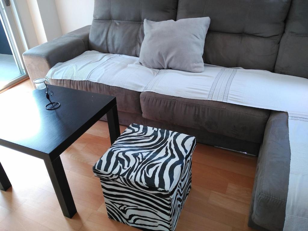Luxury Flat, 3 Bedrooms, 2 Bathrooms And Swimming Pool Next To The Beach!! Sant Adrià de Besòs Exteriör bild